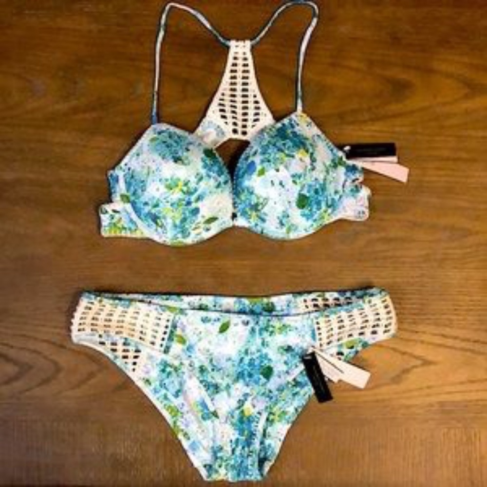 Victoria’s Secret Crochet Floral Bikini 34C Top M bottom